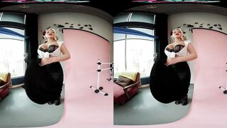 VRHUSH Flamenco dancer Bridgette B puts on a show