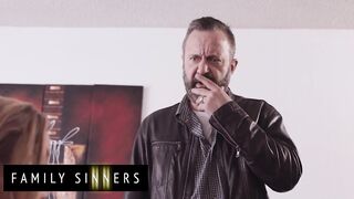 FAMILY SINNERS - Breasty mother I'd like to fuck Gets Her Soaked Gap Fingered And Her Clitoris Licked Eagerly By Her Stepson