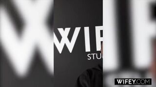 WIFEY Marvelous Golden-haired Hotwife Elana Bunnz Takes A Thick BBC In Front Of Hubby