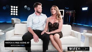 WIFEY Marvelous Hotwife mother I'd like to fuck Summer Starz Takes A Giant BBC During the time that Hubby Watches