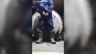 A homosexual chap from Russian Federation jerks off the smallest weenie in the world on camera!