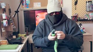 Toy Review: Freaky Ahh Snake Sleeve