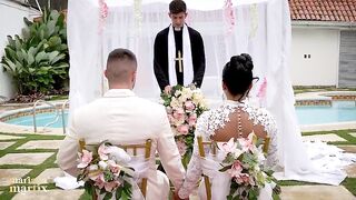 The Martix Wedding Chapter IV - Mariana Screws the Priest in a Bath After Getting Married