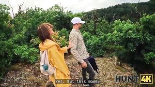HUNT4K. That babe sucked a shlong and kissed her BF after