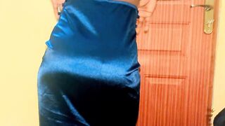 I discovered my nice-looking girlfriend wanting to have sex in this costume in the bedroom