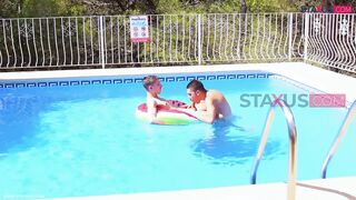 STAXUS :: POOL CUM ROMANCE