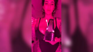 Arabelle Raphael SLOW SEDUCTIVE METRONOME JOI