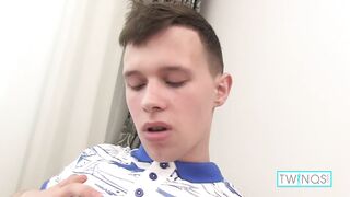 Lustful Aaron A Watches Kink And Giant Chest Load Spill!