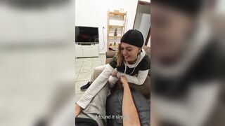 The lesbo neighbour fell face-1st onto the shlong.