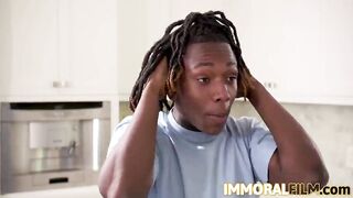 Sexually excited Mum Danielle Renae Trying to Have a Recent Bundle of Enjoyment