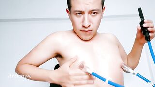 sucking my nipps with a pump