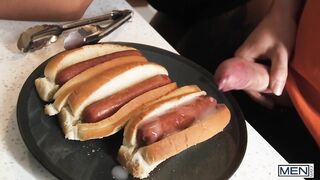 STUDS - Maverick Sun Gets Lascivious Whilst His Girlfriend Cooks And Sneaks A Quickie With Dad Cakes