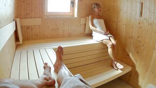 I caught a stud masturbating and it ended with my squirting.