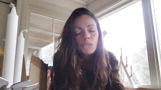 Hawt mother i'd like to fuck gets her twat and booty stretched by a sex-toy used by the delivery man