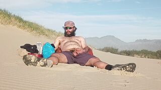 See me make content for my fresh Fansly page on the beach