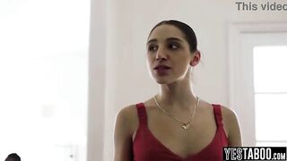 Curvy nice-looking mother I'd like to fuck brings back BBC chap home for interracial sex