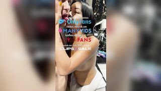 TS Dong Sucker in the Shower (mobile)